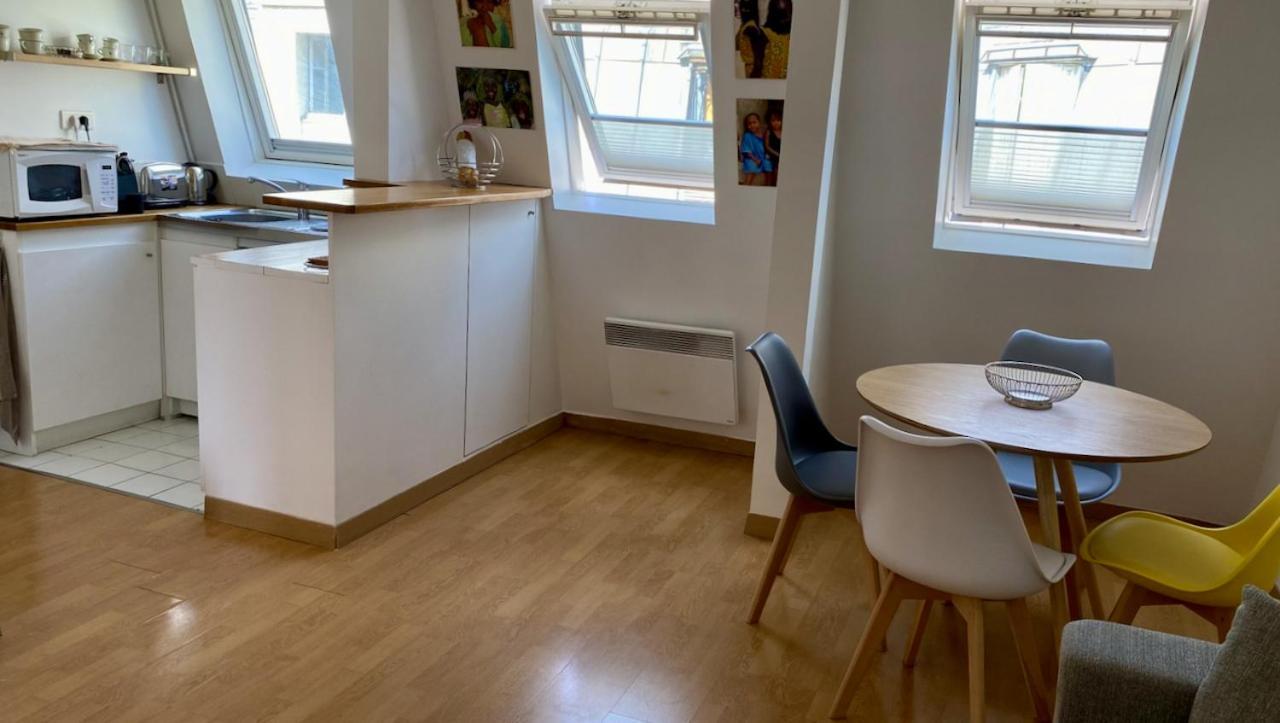 Appartement Cute, Bright And Quiet In Bastille - Le Marais *